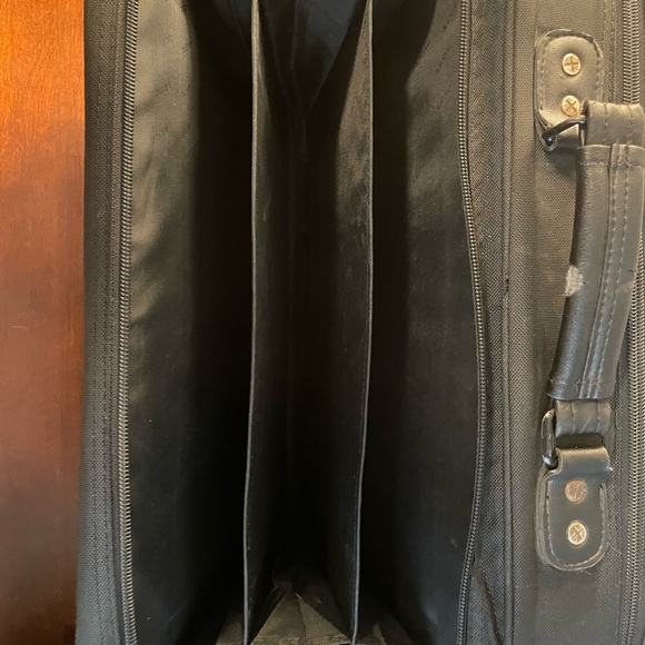 Laptop carry case - Picture 15 of 16